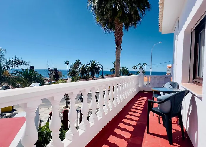 Torrecilla Sea View - South Costa, Dom wakacyjny Nerja