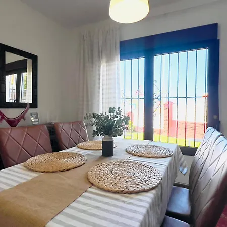 Villa Juanita Con Vistas Al Mar, Nerja Дом отдыха *